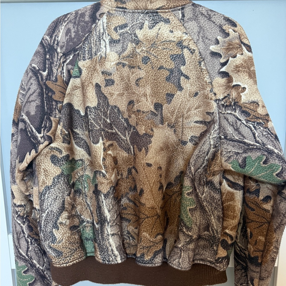 Realtree Advantage Camo Fleece Bomber Jacket - Picture 2 of 5